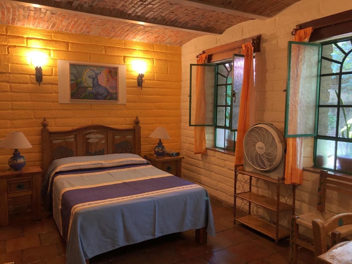 Casa Del Retono Bed and Breakfast Tlaquepaque Exteriör bild