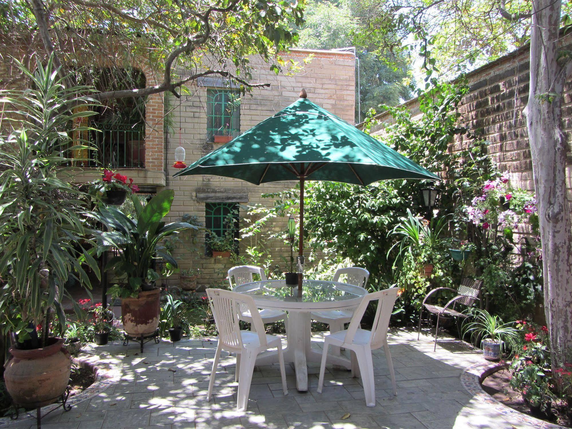Casa Del Retono Bed and Breakfast Tlaquepaque Exteriör bild