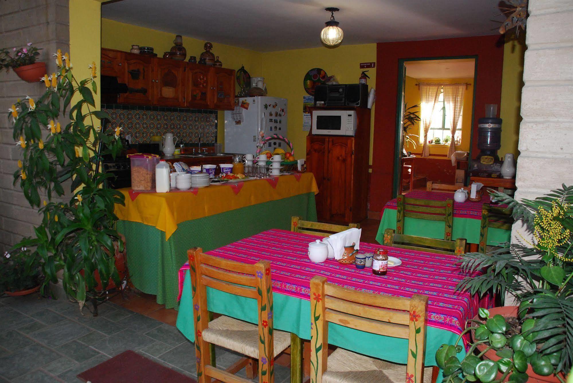 Casa Del Retono Bed and Breakfast Tlaquepaque Exteriör bild